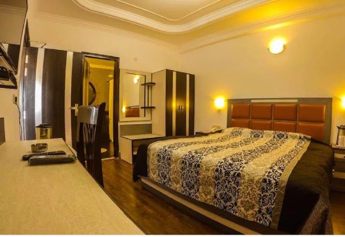 Hotel Shilton Mussoorie